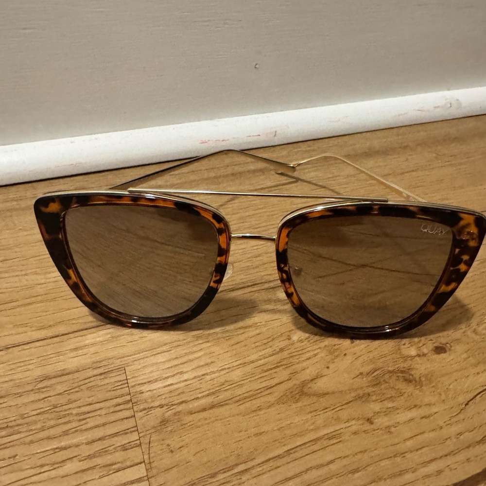 Quay Australia Brown Cat-Eye Glasses